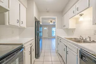 8124 Beech Cove Ln, Houston, TX 77072 - Photo 9