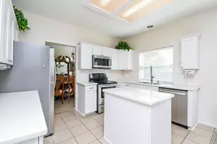 15611 Oakworth Ct, Sugar Land, TX 77498 - Photo 13