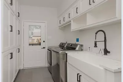 24 Hornsilver, The Woodlands, TX 77381 - Photo 17