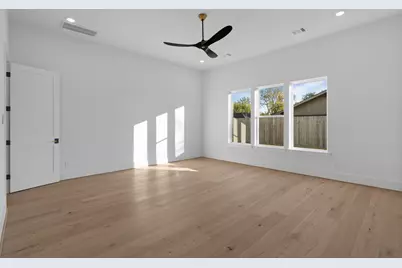 8553 Western Drive, Houston, TX 77055 - Photo 33