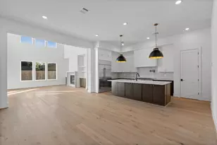 8553 Western Dr, Houston, TX 77055 - Photo 19