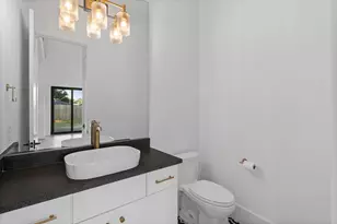 8553 Western Dr, Houston, TX 77055 - Photo 25