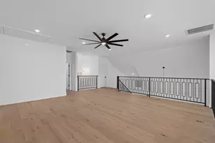 8553 Western Dr, Houston, TX 77055 - Photo 41