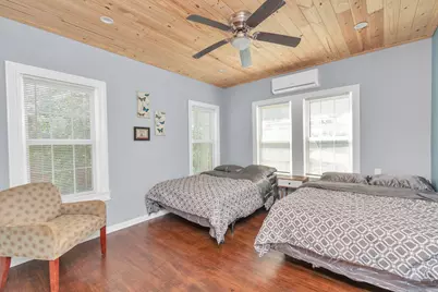 915 8th Street, Galveston, TX 77550 - Photo 39