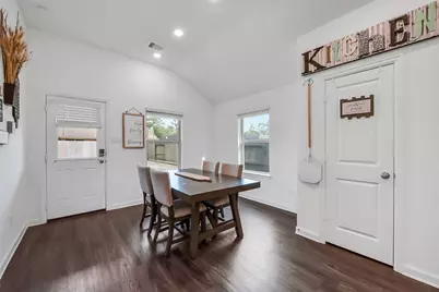 1004 Bulwark Drive, Crosby, TX 77532 - Photo 13