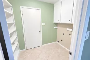 2026 Arcadia Dr, Sugar Land, TX 77498 - Photo 13
