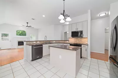 7926 Sinfonia Drive Drive, Houston, TX 77040 - Photo 15