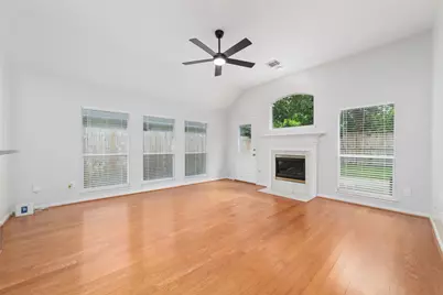 7926 Sinfonia Drive Drive, Houston, TX 77040 - Photo 29