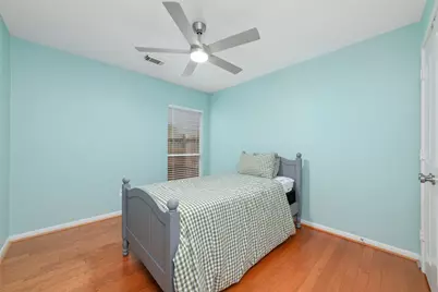 7926 Sinfonia Drive Drive, Houston, TX 77040 - Photo 25