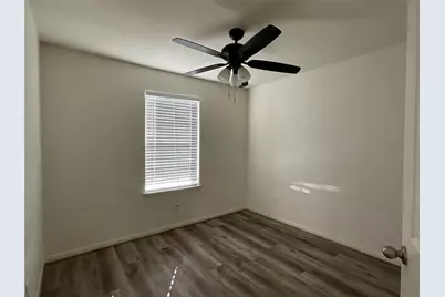 5739 Rainbow Road, Baytown, TX 77523 - Photo 5