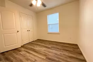 5739 Rainbow Rd., Baytown, TX 77523 - Photo 3