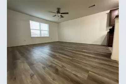 5739 Rainbow Road, Baytown, TX 77523 - Photo 9