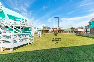 131 Point Lafitte Ct, Surfside Beach, TX 77541 - Photo 5