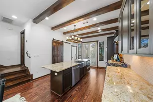 2601 Bevis St, Houston, TX 77008 - Photo 17