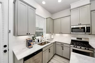 9017 Lonestar Creekbend Lane, Houston, TX 77080 - Photo 11