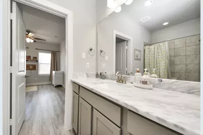 9017 Lonestar Creekbend Lane, Houston, TX 77080 - Photo 25