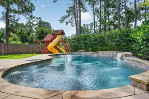 74 Oriel Oaks Cir, The Woodlands, TX 77382 - Photo 1