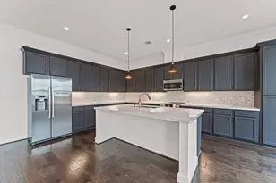 8806 Hollywood Garden Ln Ln, Houston, TX 77080 - Photo 9