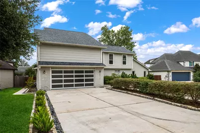 8311 Amber Cove Drive, Houston, TX 77346 - Photo 3