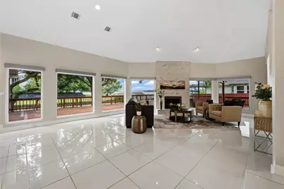 8311 Amber Cove Drive, Houston, TX 77346 - Photo 5