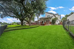 8311 Amber Cove Dr, Houston, TX 77346 - Photo 33
