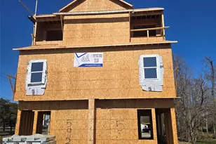 5924 N Wayside Dr, Houston, TX 77028 - Photo 1