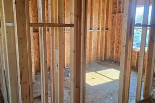 5924 N Wayside Dr, Houston, TX 77028 - Photo 3