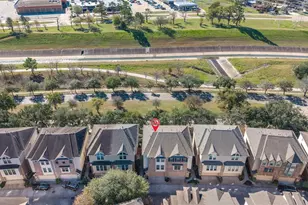 1807 Stacy Crest, Houston, TX 77008 - Photo 33