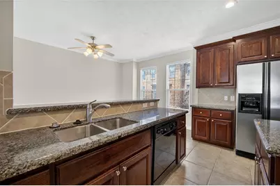 1807 Stacy Crest, Houston, TX 77008 - Photo 17