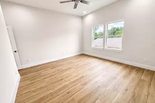 5921 Eastland St, Houston, TX 77028 - Photo 15