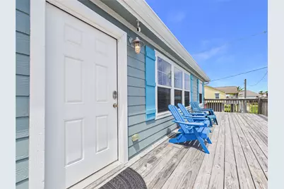 905 Meynig Drive, Crystal Beach, TX 77650 - Photo 3