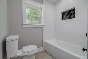 1105 Redberry Hill Rd, Baytown, TX 77521 - Photo 25