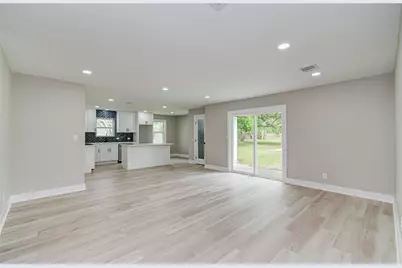 1105 Redberry Hill Road, Baytown, TX 77521 - Photo 13