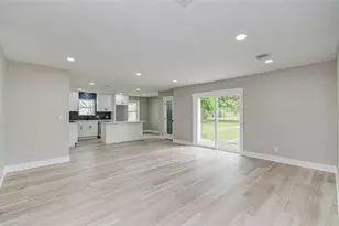 1105 Redberry Hill Rd, Baytown, TX 77521 - Photo 13