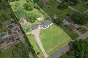 1105 Redberry Hill Rd, Baytown, TX 77521 - Photo 39