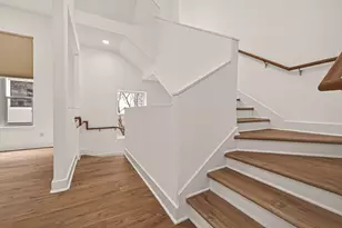 724 Ruthven St, Houston, TX 77019 - Photo 27