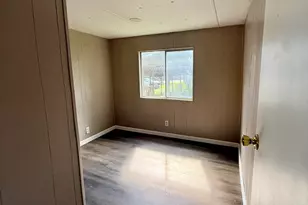 377 Ave H, Markham, TX 77456 - Photo 9