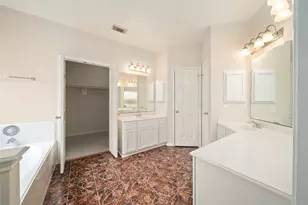 20422 Knolls Spring Trail, Katy, TX 77450 - Photo 13