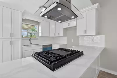 12534 Warrenwood Drive, Houston, TX 77066 - Photo 9