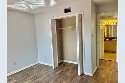 3025 Walnut Bend Lane #38, Houston, TX 77042 - Photo 9