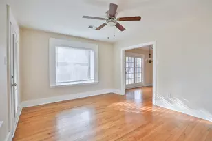 607 Lakeview Dr, Sugar Land, TX 77498 - Photo 9