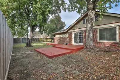 607 Lakeview Drive, Sugar Land, TX 77498 - Photo 15