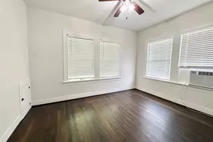 1136 Berthea St, Houston, TX 77006 - Photo 13