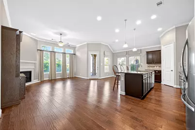 14 S Sawbridge Circle, Spring, TX 77389 - Photo 9