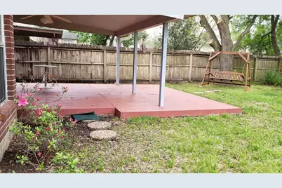 14322 Village Birch Street, Houston, TX 77062 - Photo 31