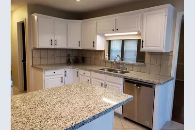 14322 Village Birch Street, Houston, TX 77062 - Photo 9