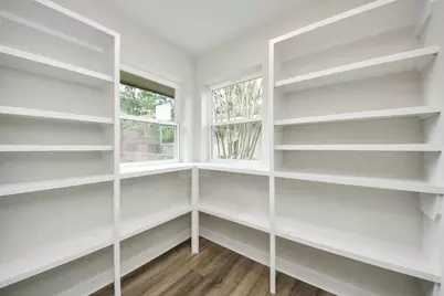 4311 Goldfinch Street, Houston, TX 77035 - Photo 19