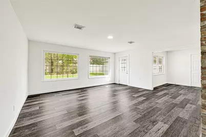 1711 Big Horn Drive, Houston, TX 77090 - Photo 9