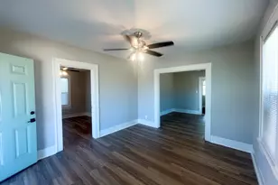 3206 Kentucky St, Houston, TX 77026 - Photo 3