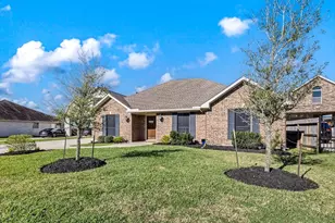 2910 Apache St, League City, TX 77573 - Photo 3